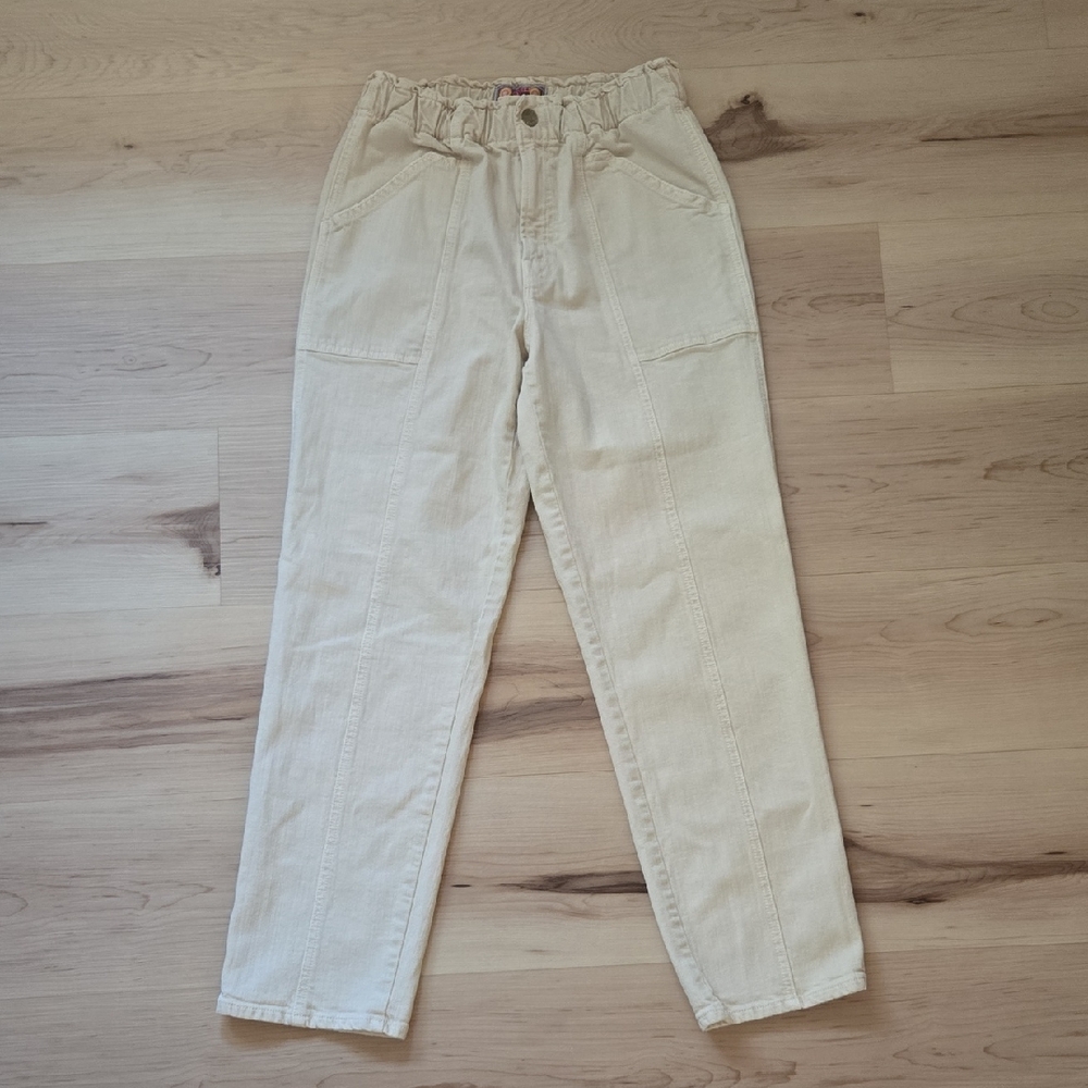 MOTHER Straight Leg Jeans in Cream